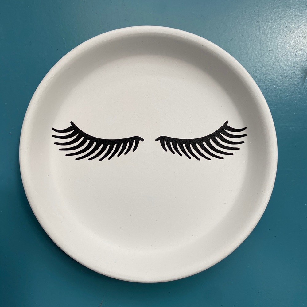 Lashes trinket dish